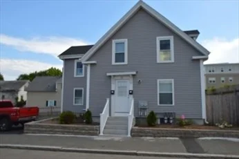 2 bed, 1 bath apartment for rent at 32 Roundy Unit 2, Beverly