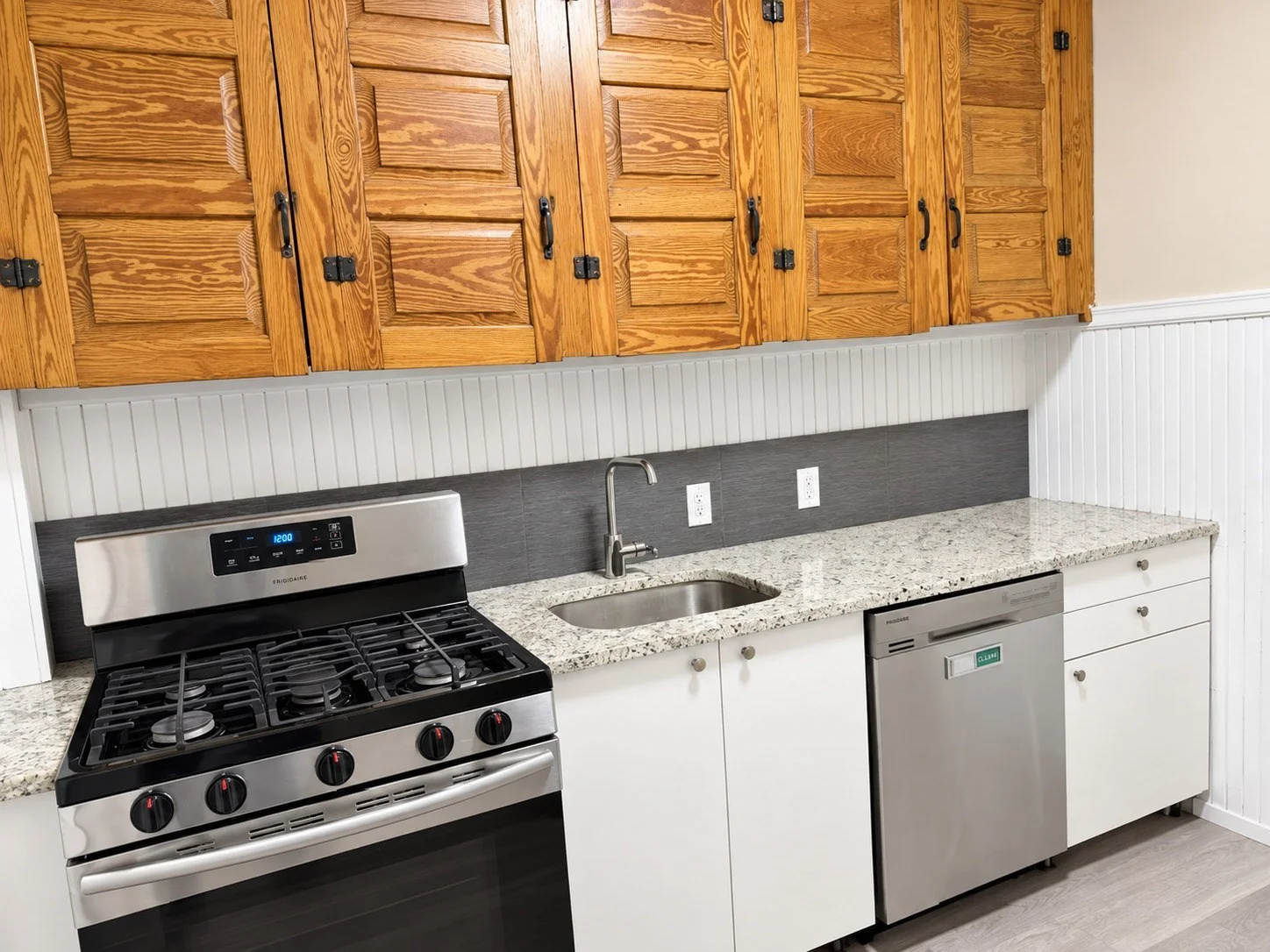 3 bed, 1 bath apartment for rent at 32 S Prospect St Unit 1, Haverhill — photo 2 of 8