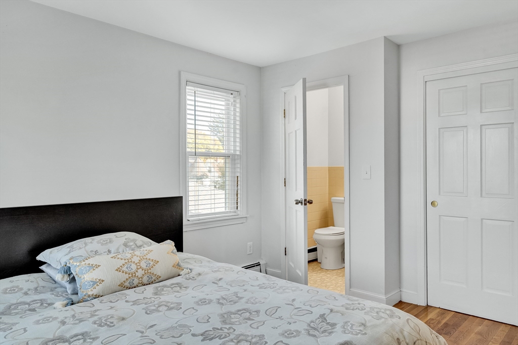 2 bed, 1 bath apartment for rent at 32 Saint Marks Rd Unit 3, Dorchester — photo 15 of 22
