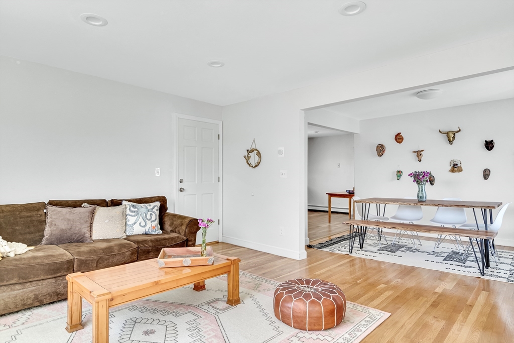 2 bed, 1 bath apartment for rent at 32 Saint Marks Rd Unit 3, Dorchester — photo 4 of 22