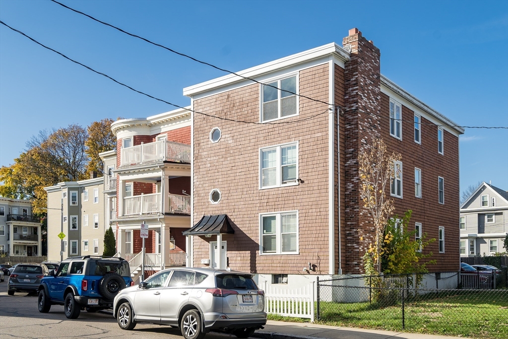 2 bed, 1 bath apartment for rent at 32 Saint Marks Rd Unit 3, Dorchester — photo 21 of 22