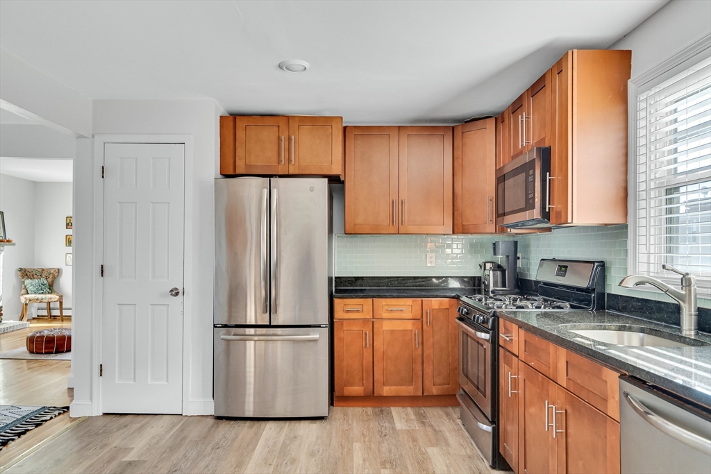 2 bed, 1 bath apartment for rent at 32 Saint Marks Rd Unit 3, Dorchester — photo 10 of 22