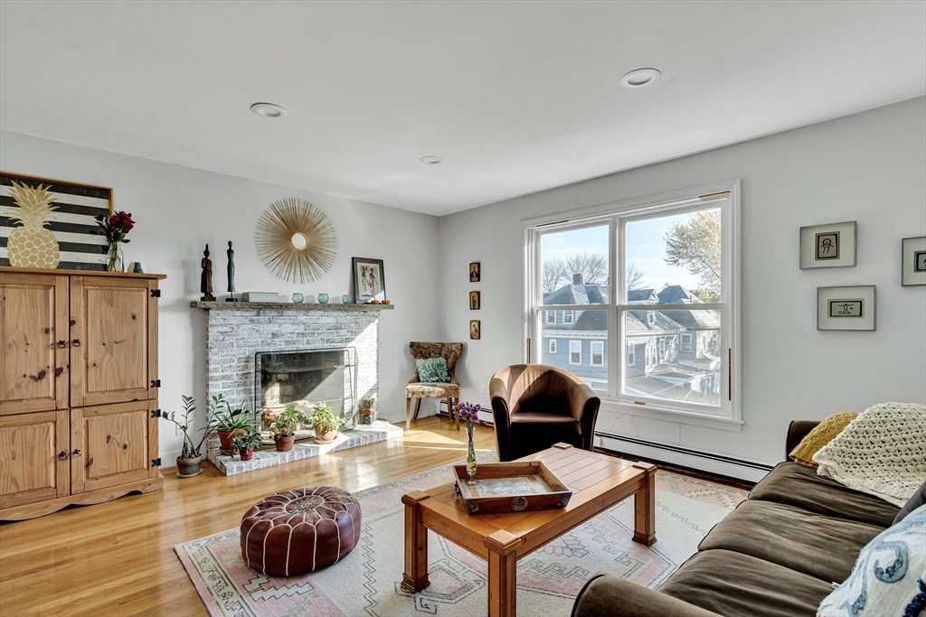 2 bed, 1 bath apartment for rent at 32 Saint Marks Rd Unit 3, Dorchester