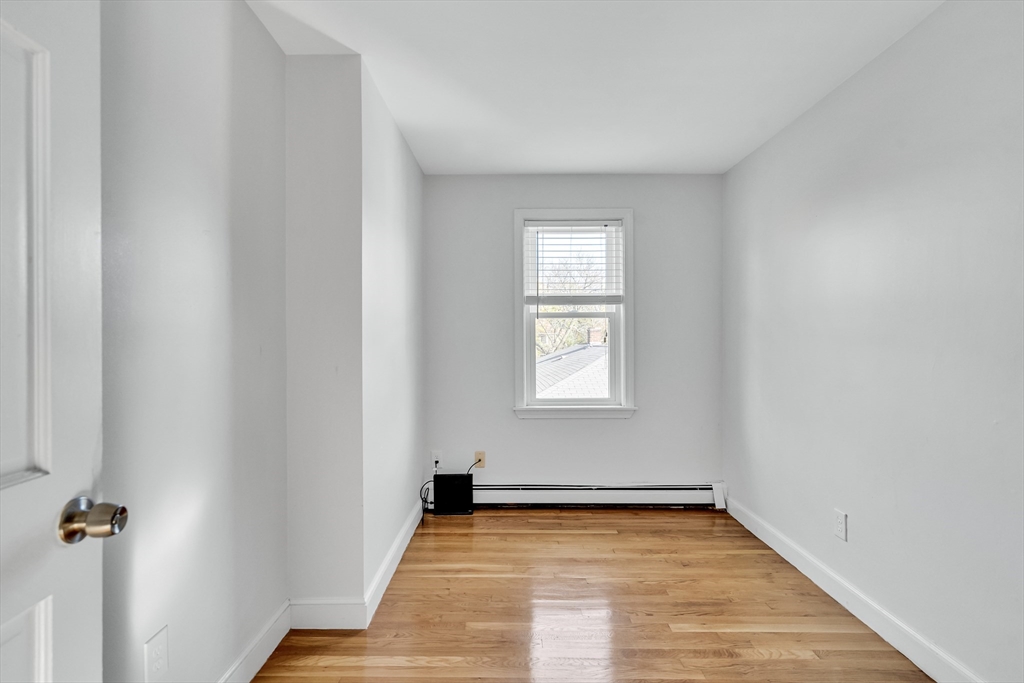 2 bed, 1 bath apartment for rent at 32 Saint Marks Rd Unit 3, Dorchester — photo 19 of 22