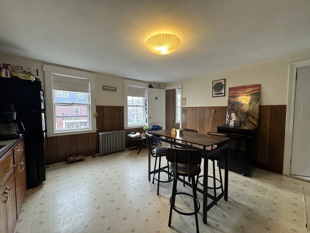 2 bed, 1 bath apartment for rent at 32 Shepard St Unit 2, Brighton — photo 6 of 11