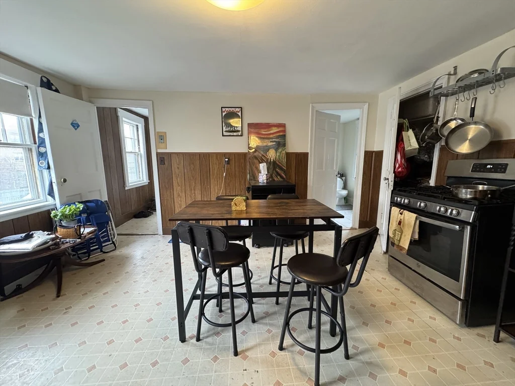 2 bed, 1 bath apartment for rent at 32 Shepard St Unit 2, Brighton — photo 7 of 11