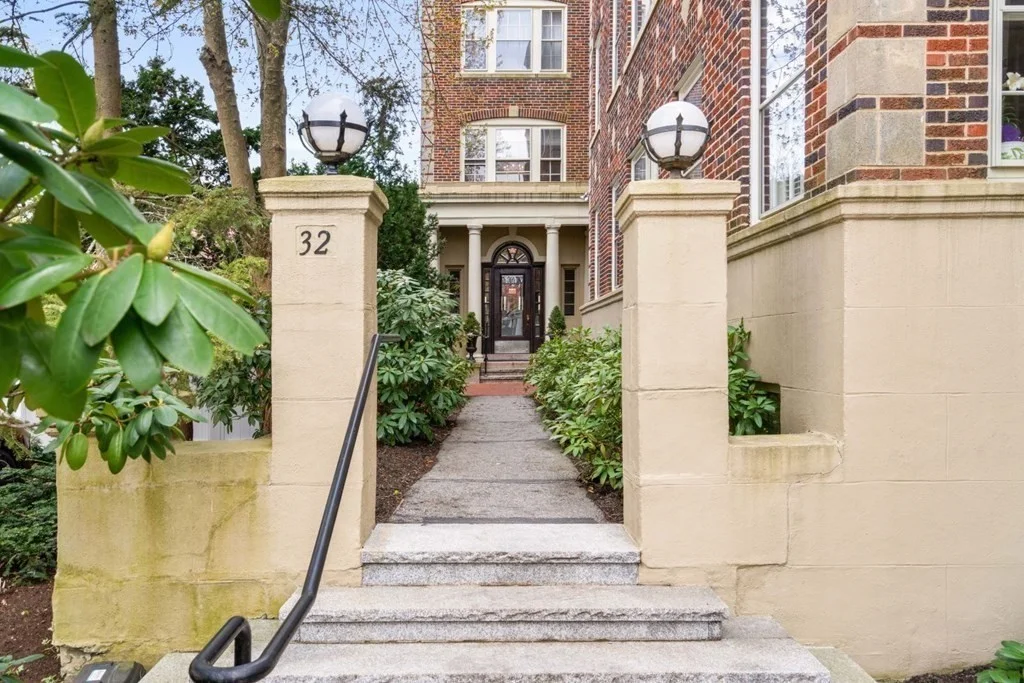 2 bed, 1 bath apartment for rent at 32 Shepard St Unit 22, Neighborhood Nine — photo 12 of 15