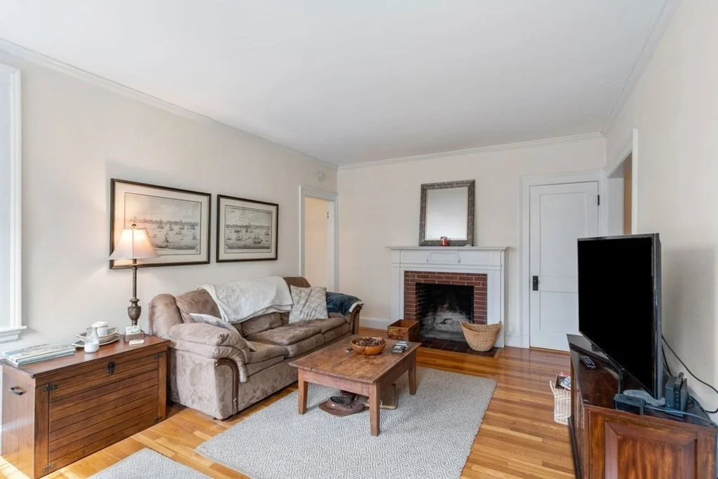 2 bed, 1 bath apartment for rent at 32 Shepard St Unit 22, Neighborhood Nine — photo 2 of 15
