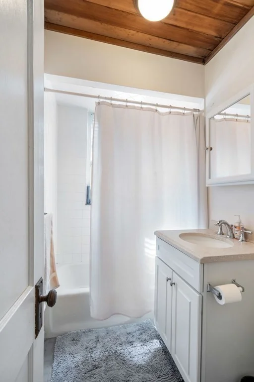 2 bed, 1 bath apartment for rent at 32 Shepard St Unit 22, Neighborhood Nine — photo 8 of 15