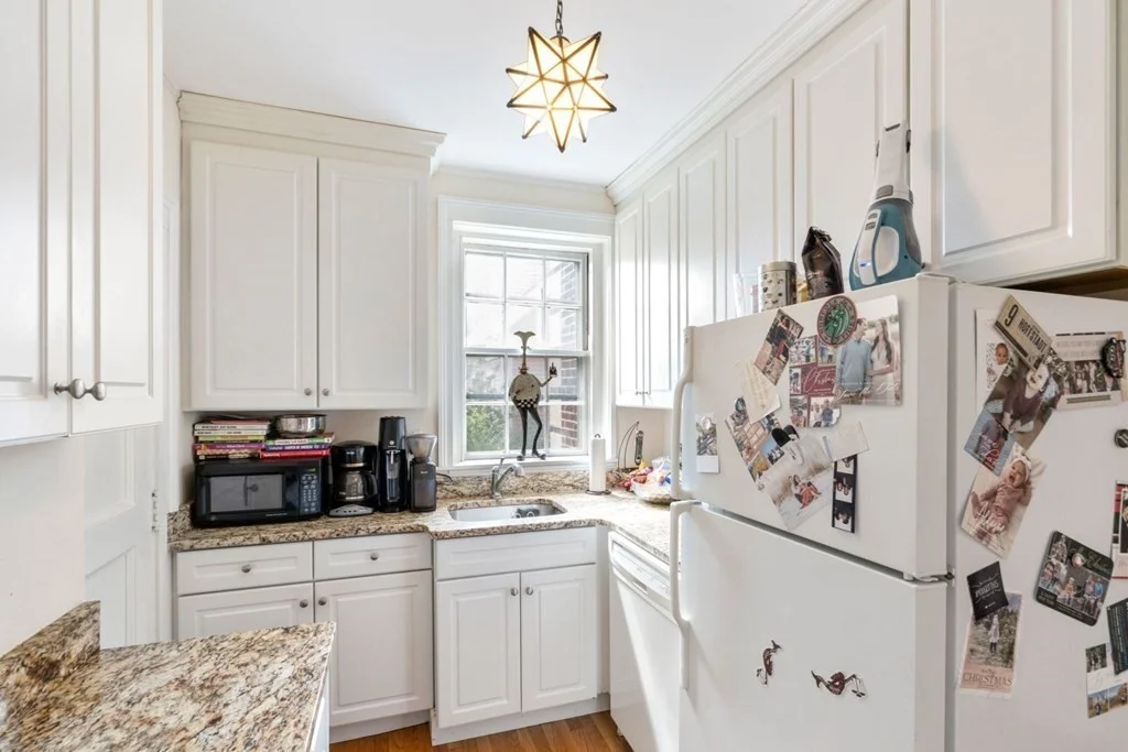2 bed, 1 bath apartment for rent at 32 Shepard St Unit 22, Neighborhood Nine — photo 4 of 15