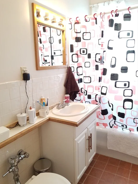 2 bed, 1 bath apartment for rent at 32 Shepard St Unit 44, Neighborhood Nine — photo 8 of 13