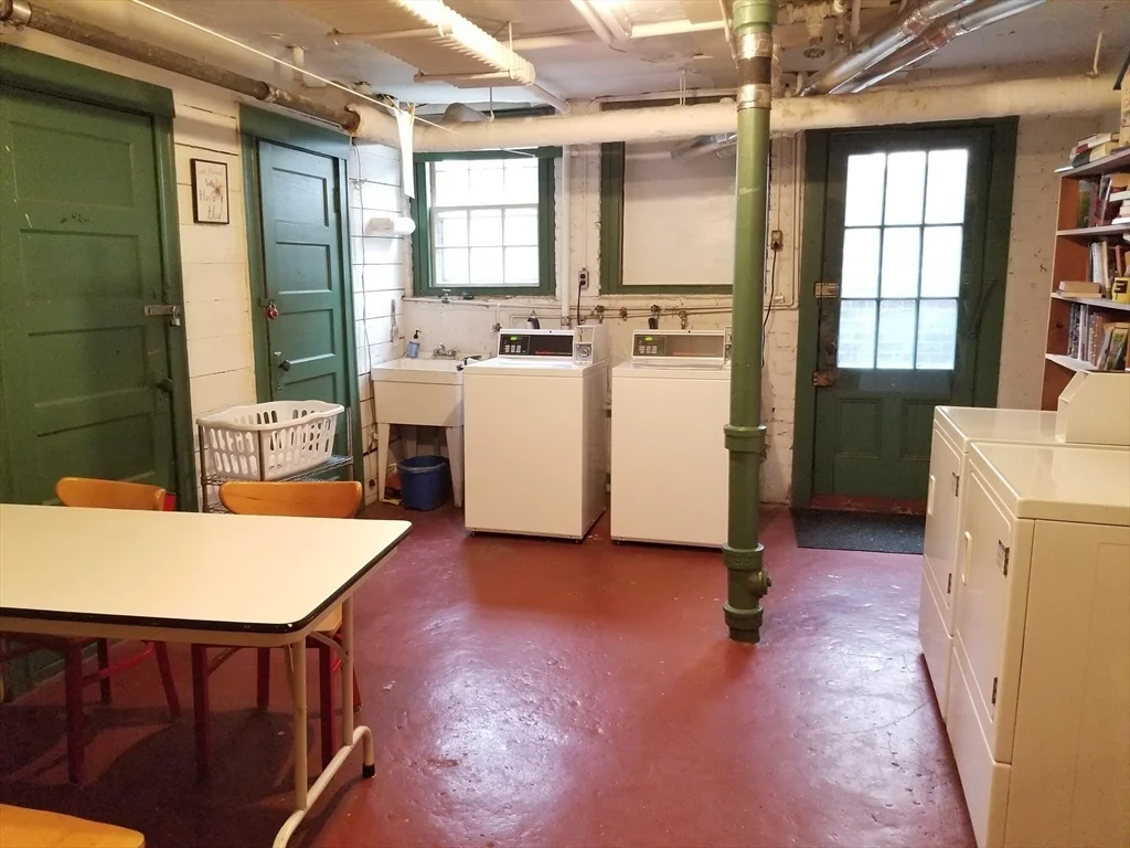 2 bed, 1 bath apartment for rent at 32 Shepard St Unit 44, Neighborhood Nine — photo 11 of 13