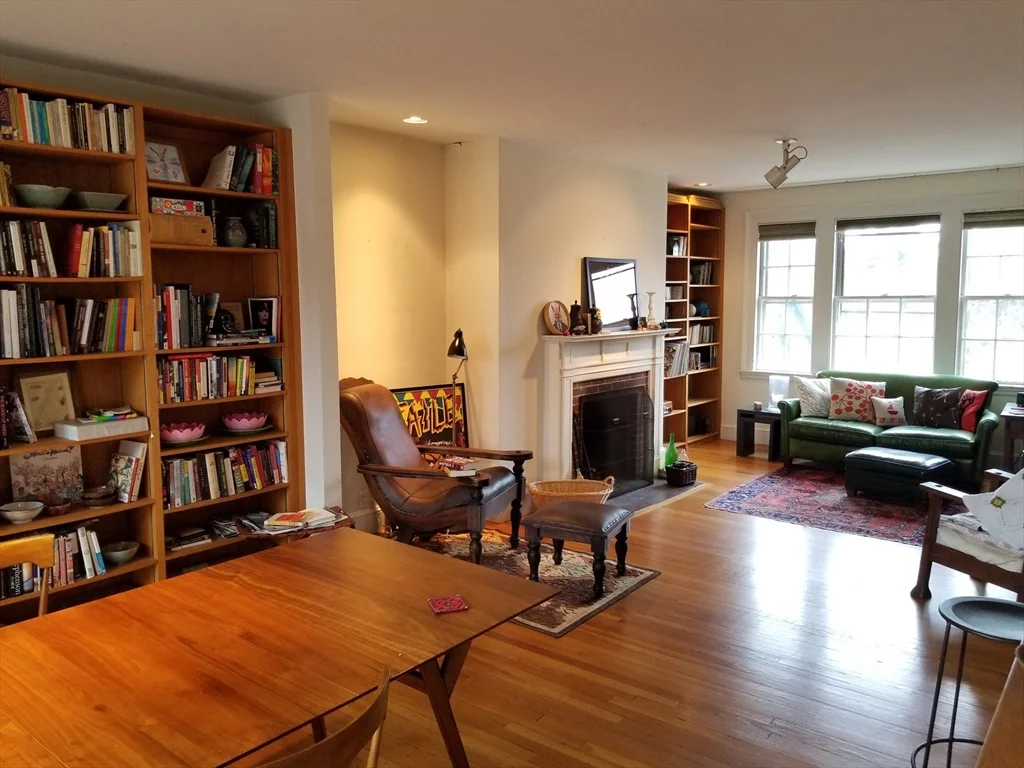 2 bed, 1 bath apartment for rent at 32 Shepard St Unit 44, Neighborhood Nine