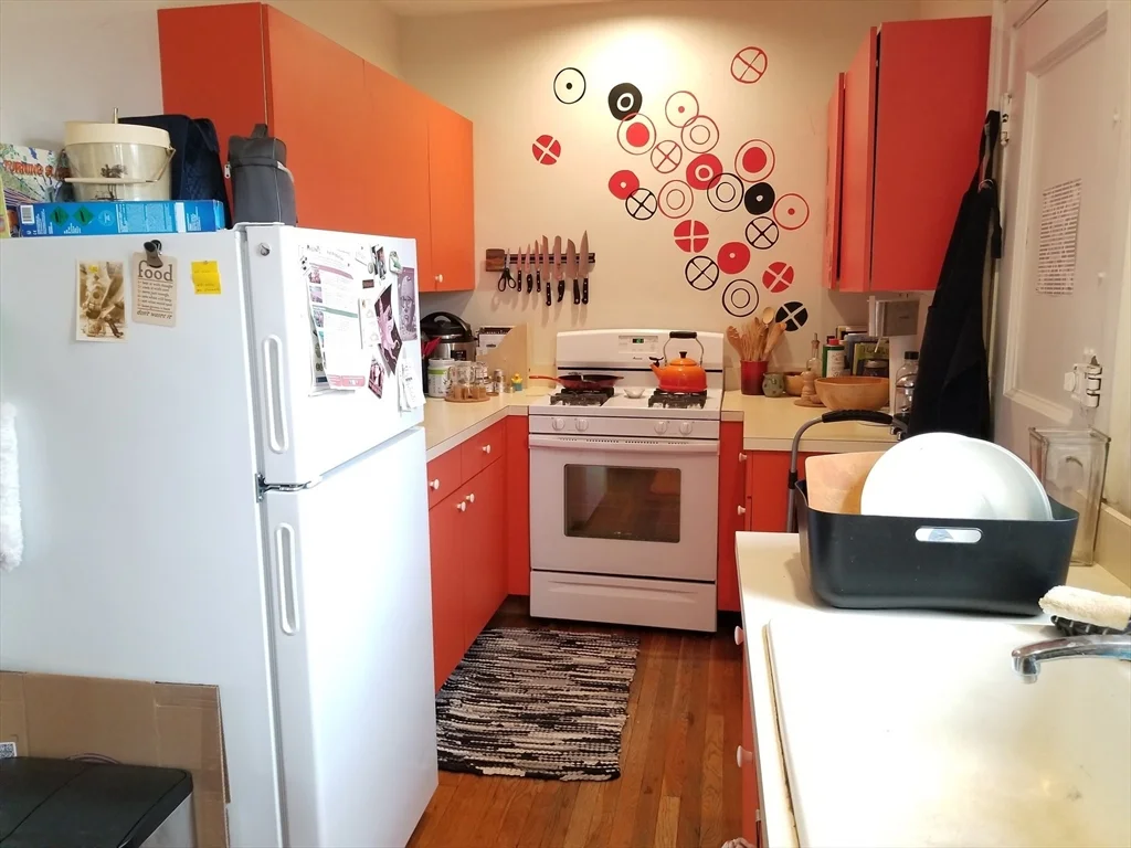 2 bed, 1 bath apartment for rent at 32 Shepard St Unit 44, Neighborhood Nine — photo 4 of 13