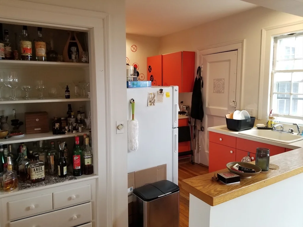 2 bed, 1 bath apartment for rent at 32 Shepard St Unit 44, Neighborhood Nine — photo 3 of 13