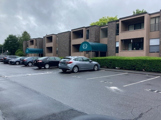 1 bed, 1 bath apartment for rent at 32 Shrewsbury Green Unit G, Shrewsbury — photo 12 of 12