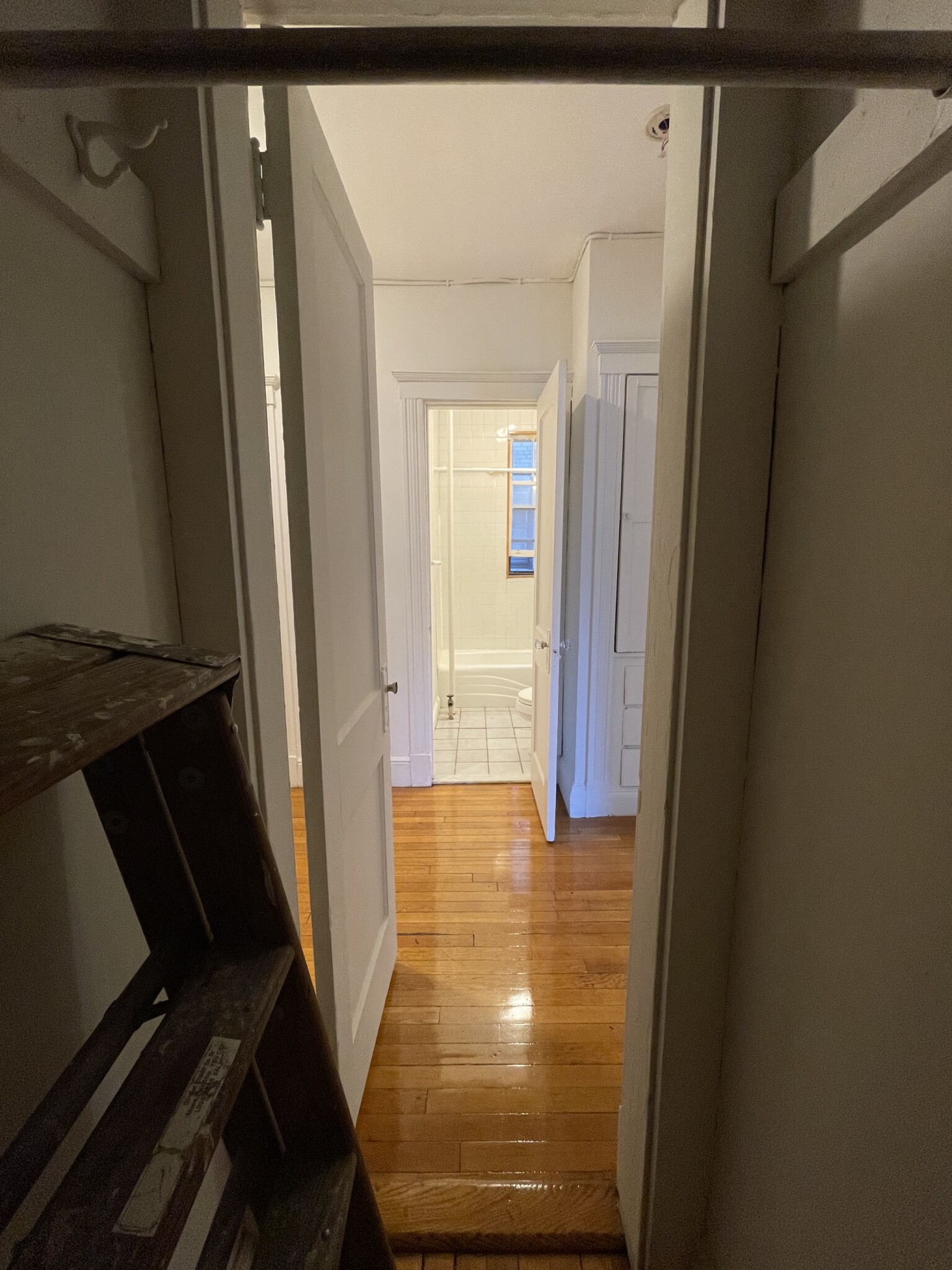 1 bed, 1 bath apartment for rent at 32 Sidlaw Rd Unit 7, Brighton — photo 6 of 12