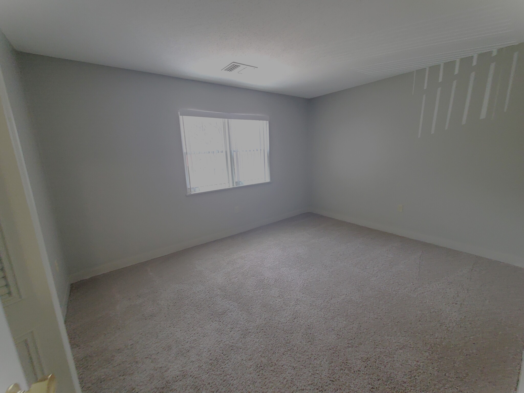 3 bed, 1.5 bath apartment for rent at 32 South Point Dr Unit 32, Dorchester — photo 9 of 11