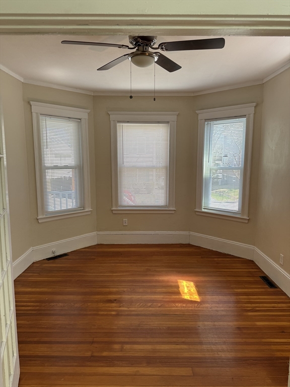 3 bed, 1 bath apartment for rent at 32 South Prospect St Unit 1, Bradford — photo 12 of 16