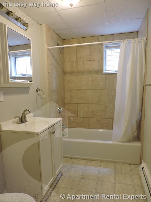 3 bed, 1 bath apartment for rent at 32 Speridakis Ter Unit 2, Central Square — photo 9 of 10