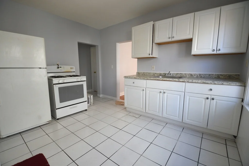 2 bed, 1 bath apartment for rent at 32 Stellman Rd Unit 2, Roslindale — photo 6 of 16