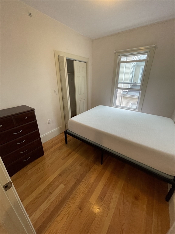 3 bed, 2 bath apartment for rent at 32 Suffolk St Unit 2, The Port — photo 16 of 22
