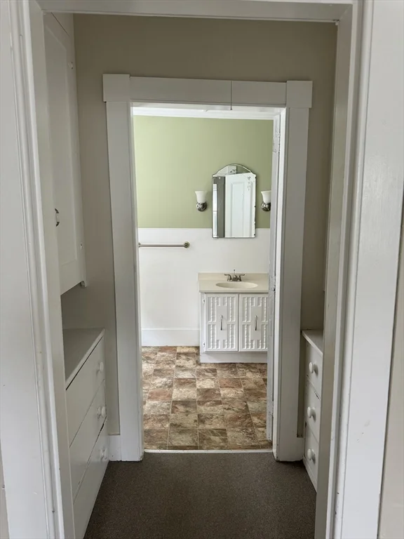 1 bed, 1 bath apartment for rent at 32 Summer St Unit 1, Zip 01830 — photo 6 of 11