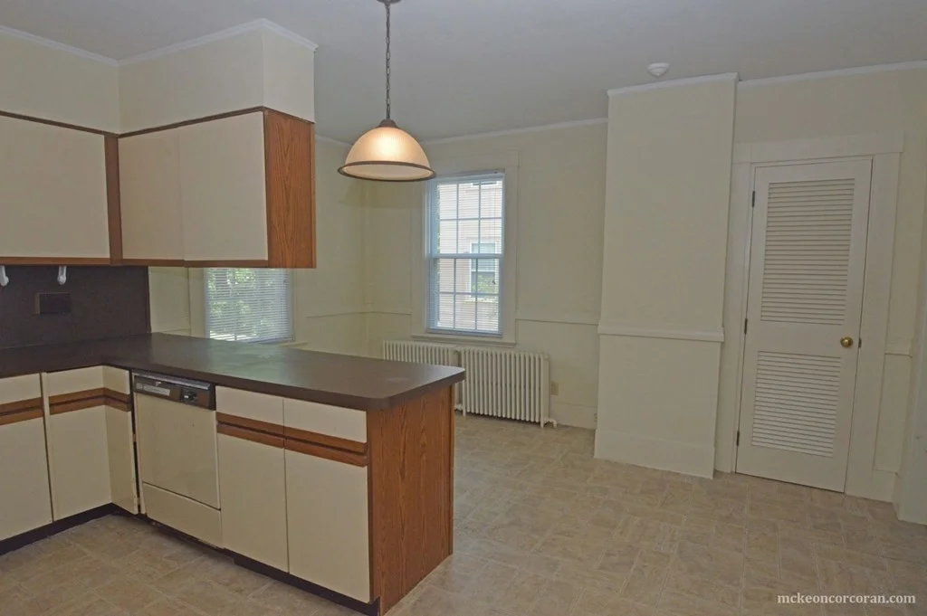 1 bed, 1 bath apartment for rent at 32 Summer St Unit 1, Zip 01830 — photo 3 of 11