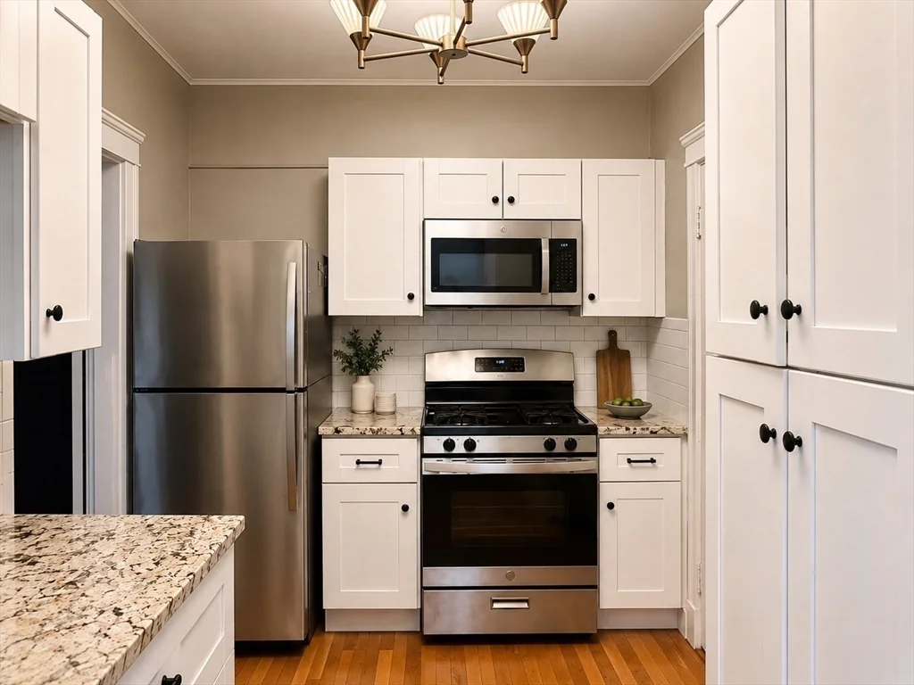 3 bed, 1 bath apartment for rent at 32 Summit Ave Unit 5, Coolidge Corner — photo 4 of 9