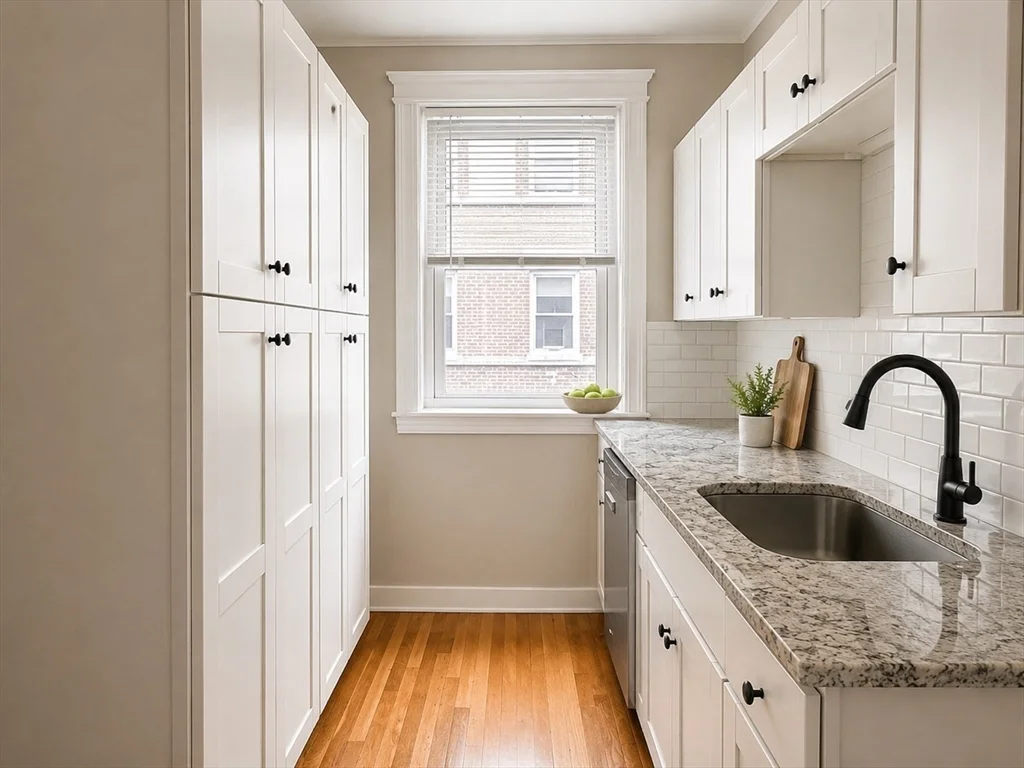 3 bed, 1 bath apartment for rent at 32 Summit Ave Unit 5, Coolidge Corner — photo 5 of 9