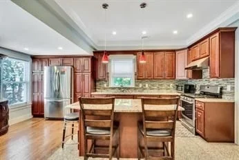 7 bed, 3 bath apartment for rent at 32 Sumner St Unit 2, Dorchester