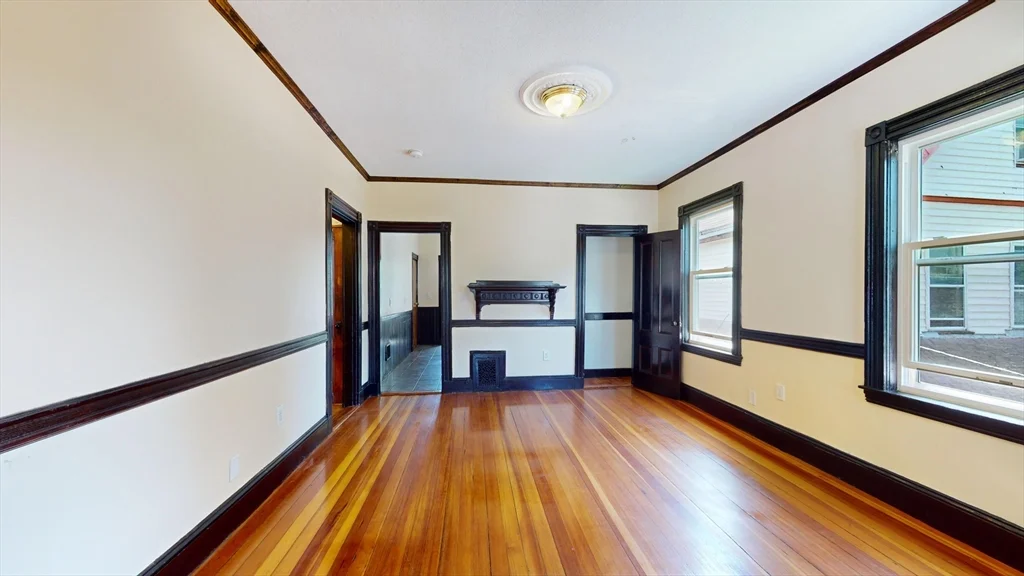 2 bed, 1 bath apartment for rent at 32 Thornton St Unit 2, Roxbury — photo 5 of 21