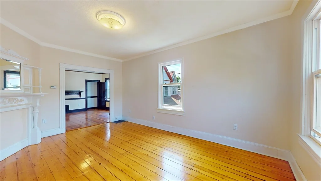 2 bed, 1 bath apartment for rent at 32 Thornton St Unit 2, Roxbury — photo 4 of 21
