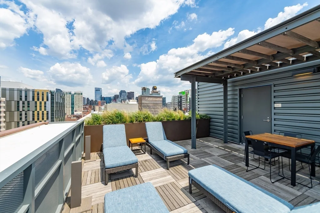 1 bed, 1 bath apartment for rent at 32 Traveler St Unit 212, South End — photo 12 of 12