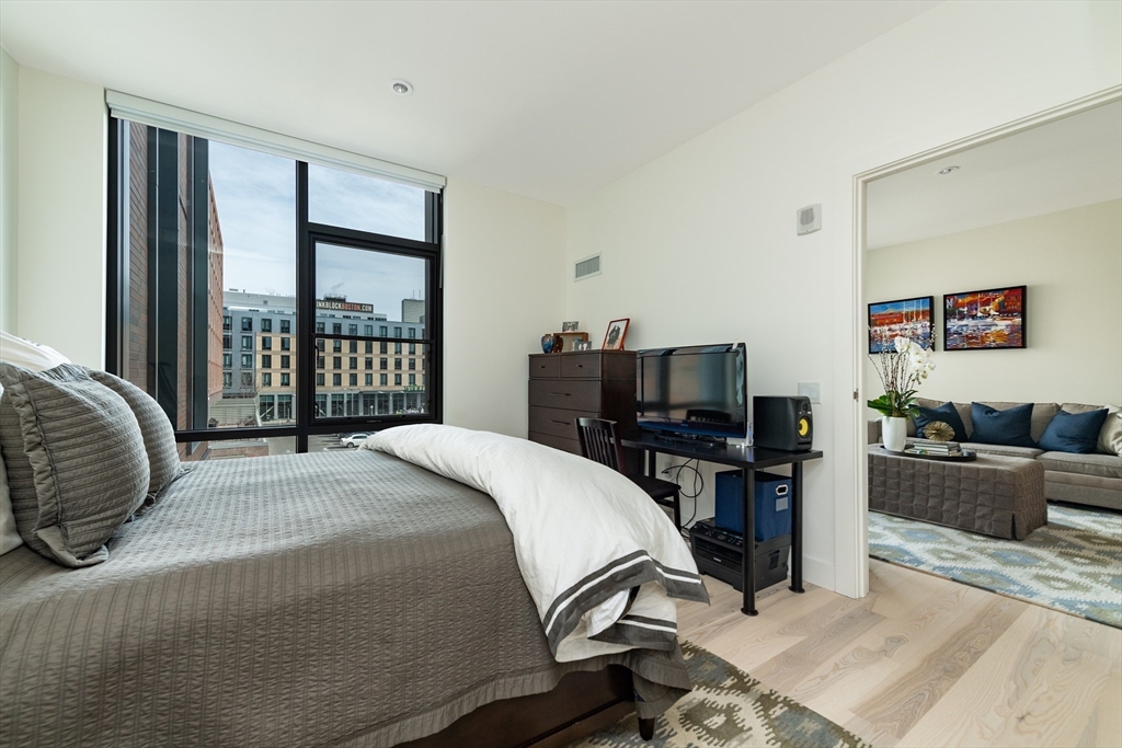 1 bed, 1 bath apartment for rent at 32 Traveler St Unit 312, South End — photo 8 of 36