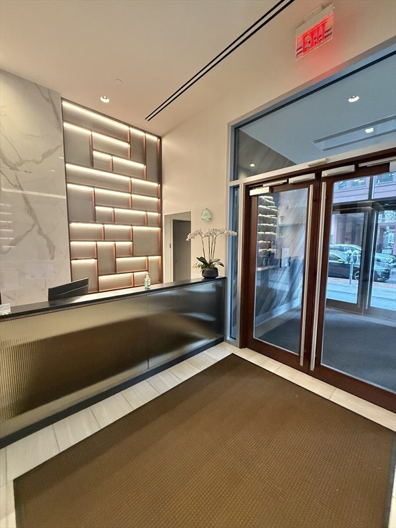 1 bed, 1 bath apartment for rent at 32 Traveler St Unit 312, South End — photo 14 of 36