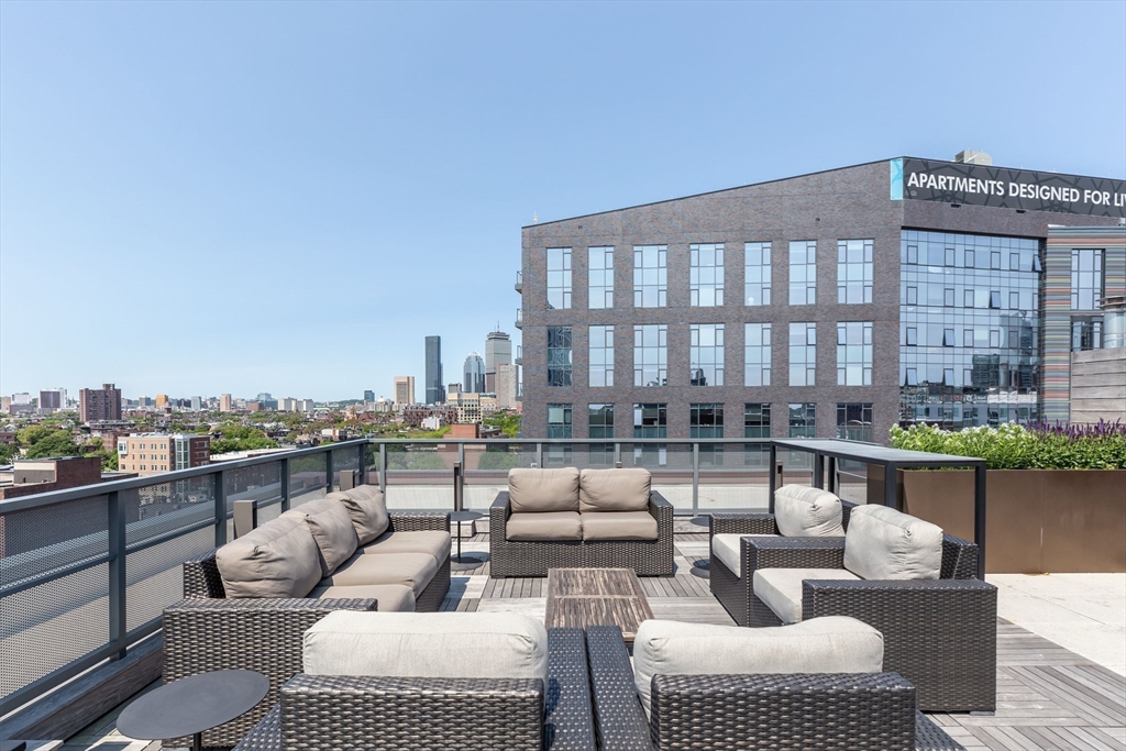 1 bed, 1 bath apartment for rent at 32 Traveler St Unit 312, South End — photo 11 of 36
