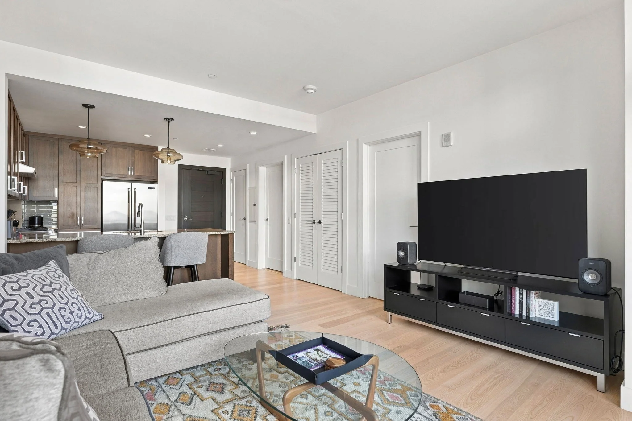 1 bed, 1 bath apartment for rent at 32 Traveler St Unit 313, South End — photo 5 of 38