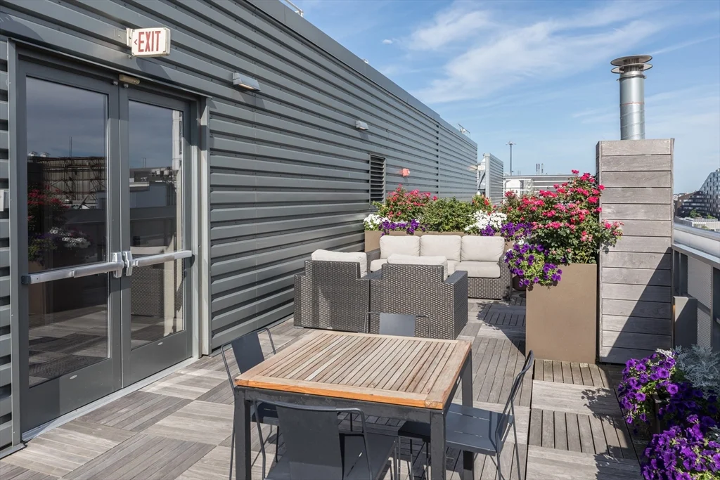 1 bed, 1 bath apartment for rent at 32 Traveler St Unit 808, South End — photo 33 of 33