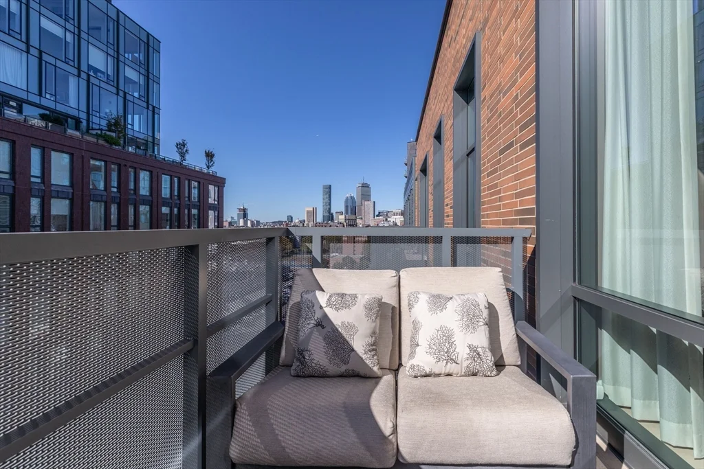 1 bed, 1 bath apartment for rent at 32 Traveler St Unit 808, South End — photo 18 of 33
