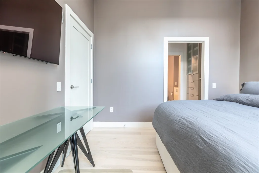 1 bed, 1 bath apartment for rent at 32 Traveler St Unit 808, South End — photo 14 of 33