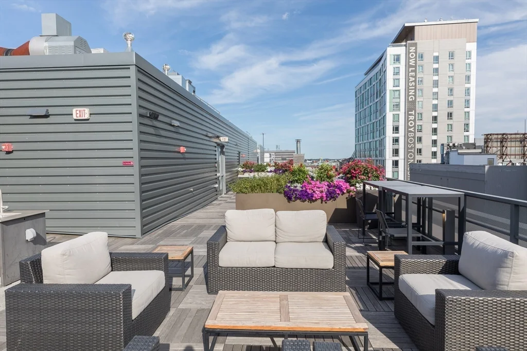 1 bed, 1 bath apartment for rent at 32 Traveler St Unit PH8, South End — photo 30 of 39