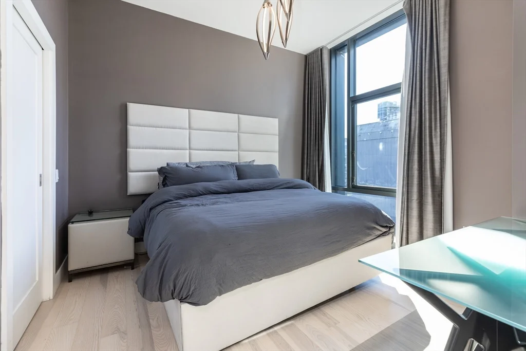 1 bed, 1 bath apartment for rent at 32 Traveler St Unit PH8, South End — photo 15 of 39