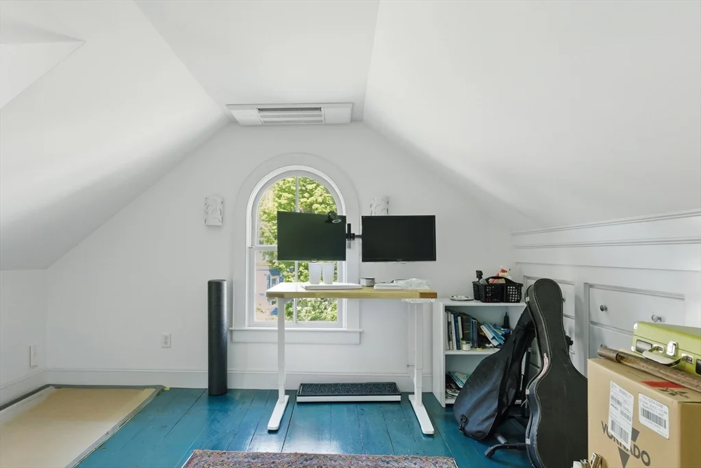 3 bed, 3 bath apartment for rent at 32 Tremont St Unit 1, The Port — photo 9 of 10