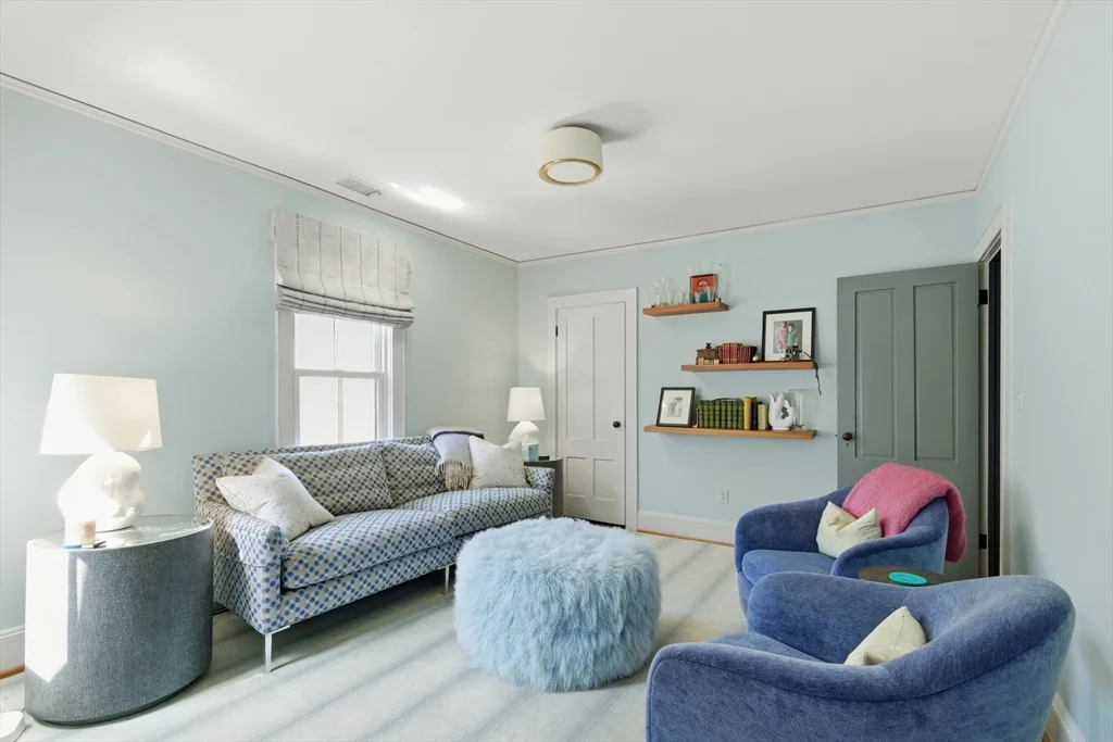 3 bed, 3 bath apartment for rent at 32 Tremont St Unit 1, The Port — photo 5 of 10