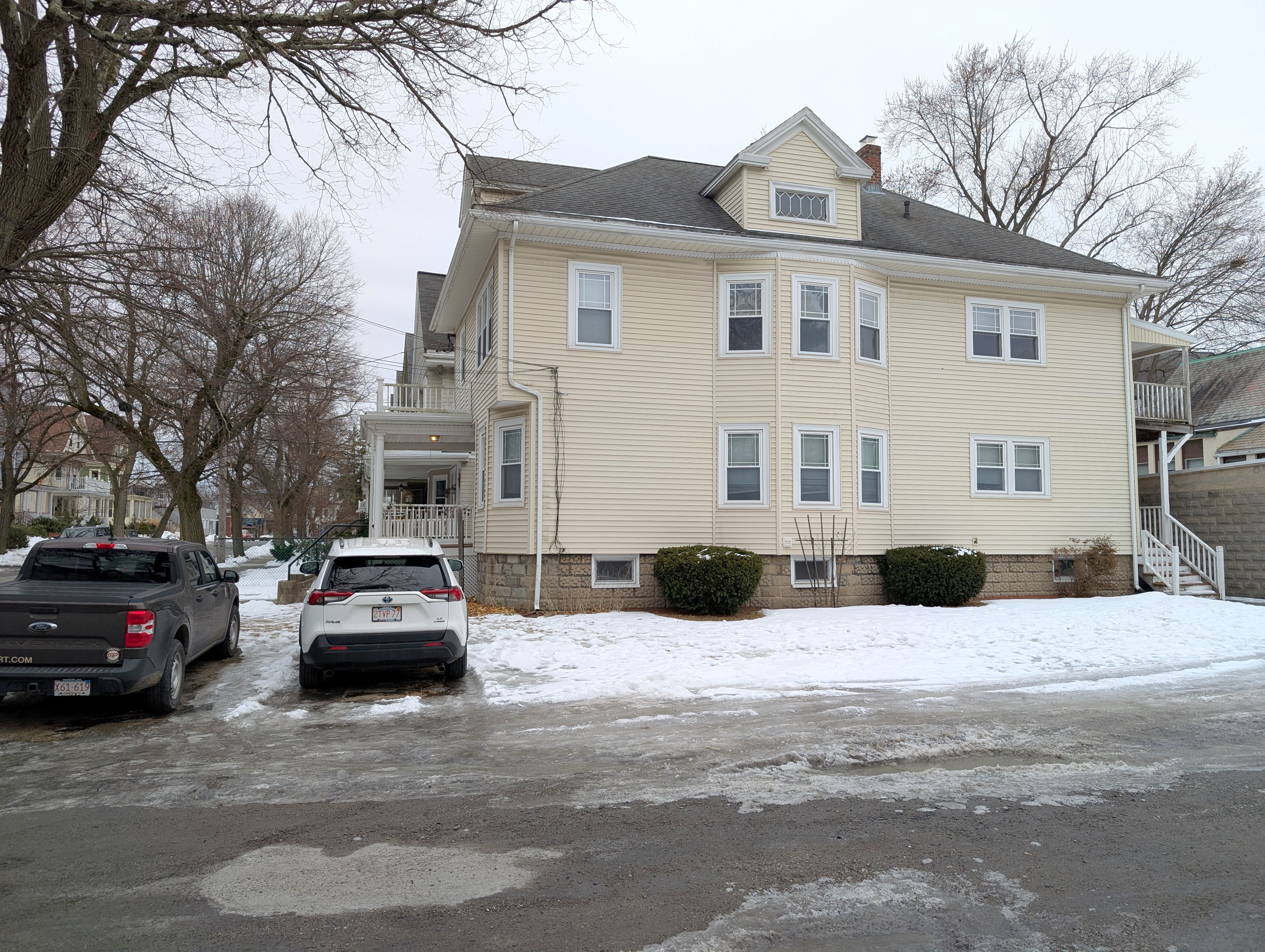 2.5 bed, 1 bath apartment for rent at 32 Trowbridge St Unit 32, Arlington — photo 18 of 18