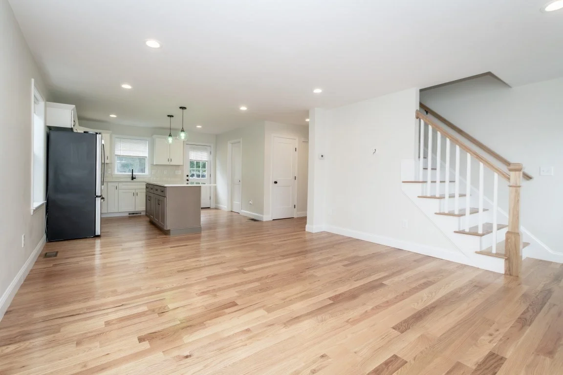 3 bed, 2 bath apartment for rent at 32 Union St Unit 32, Lowell — photo 6 of 24