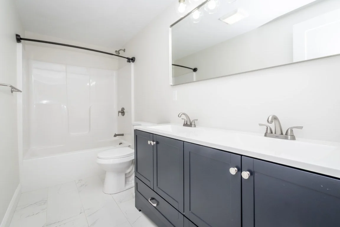 3 bed, 2 bath apartment for rent at 32 Union St Unit 32, Lowell — photo 15 of 24