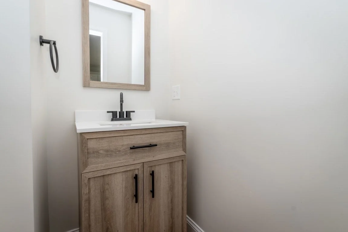 3 bed, 2 bath apartment for rent at 32 Union St Unit 32, Lowell — photo 9 of 24
