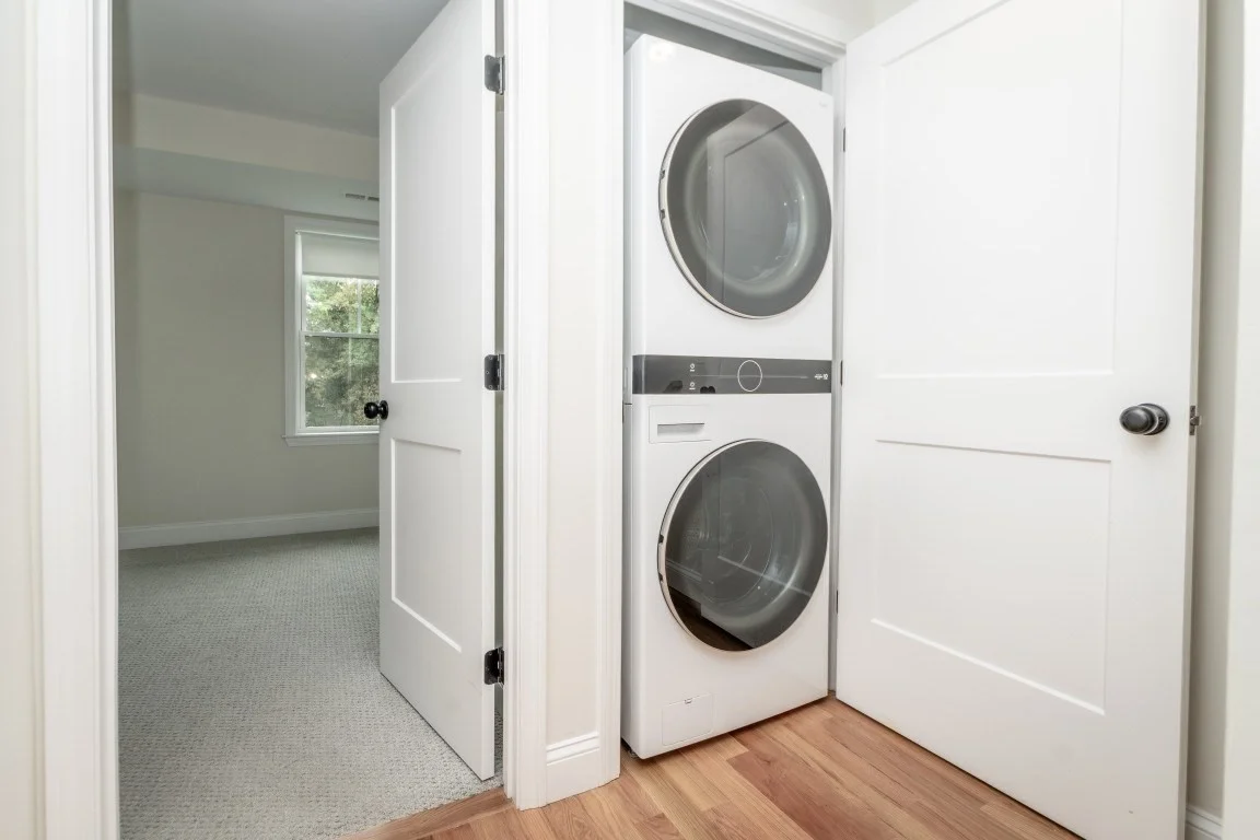 3 bed, 2 bath apartment for rent at 32 Union St Unit 32, Lowell — photo 17 of 24